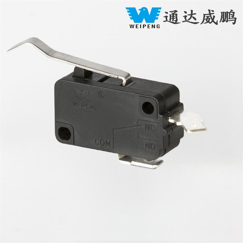 Suurivirtainen itsestään palautuva mikrokytkin kodinkoneille